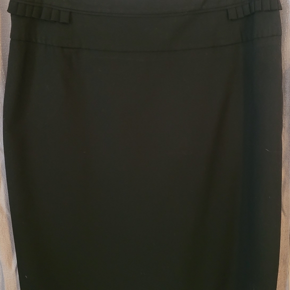 Casual tops and skirts - Picture 4 of 14